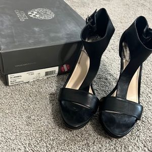 Vince Camuto Black VC-Jerimya size 7.5
